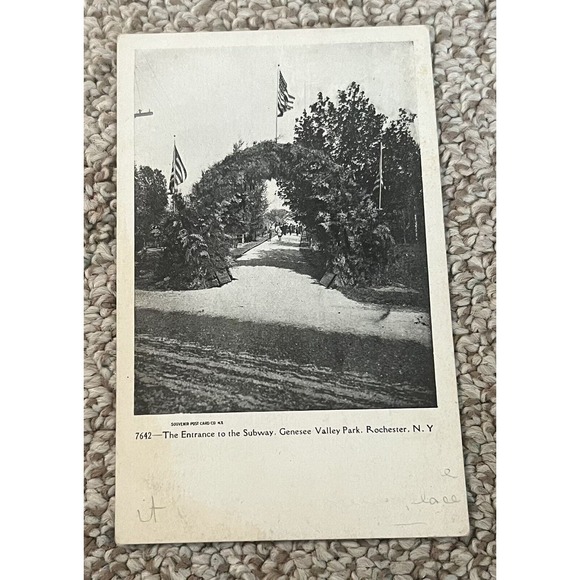 Post Card - The Entrance To‎ The Subway Genesee Valley Park Rochester New York - Picture 1 of 2